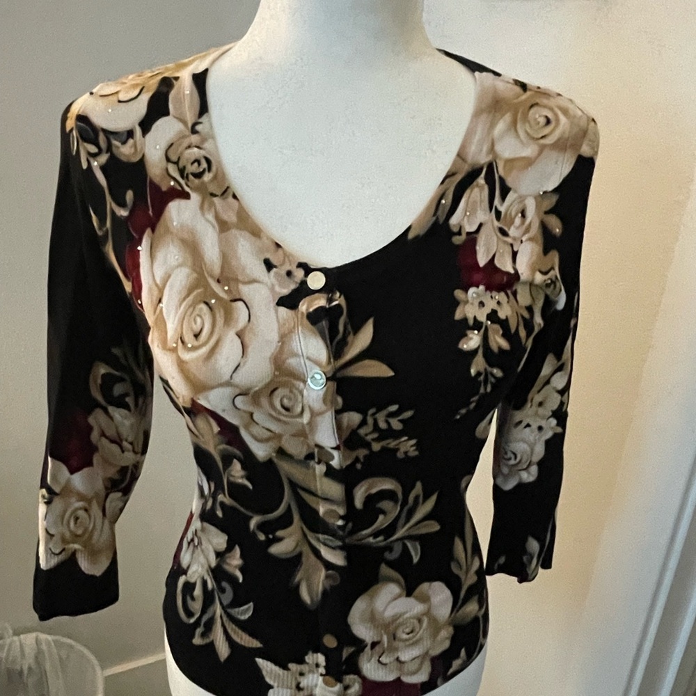 White House Black Market Black and Cream Floral Blouse